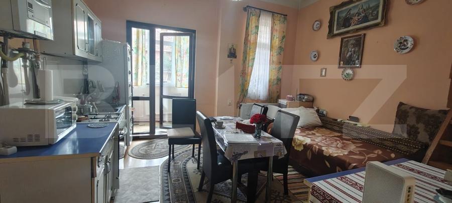 Casă individuală cu 3 camere cu Canalizare în Ultracentral