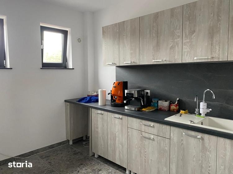 Spațiu comercial, de 300 mp, în Burdujeni