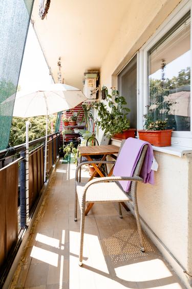 Apartament cu 5 camere decomandat în Micălaca