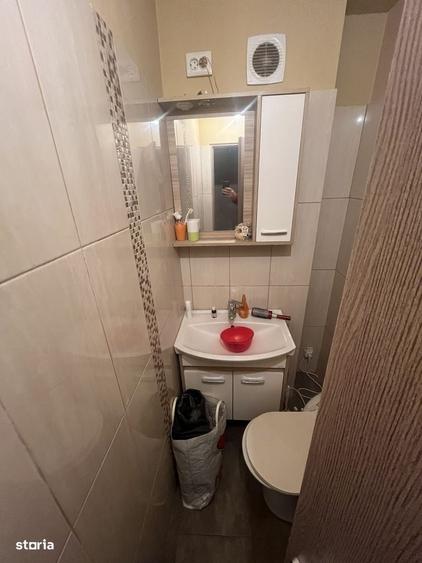 Apartament cu 4 camere în Tei
