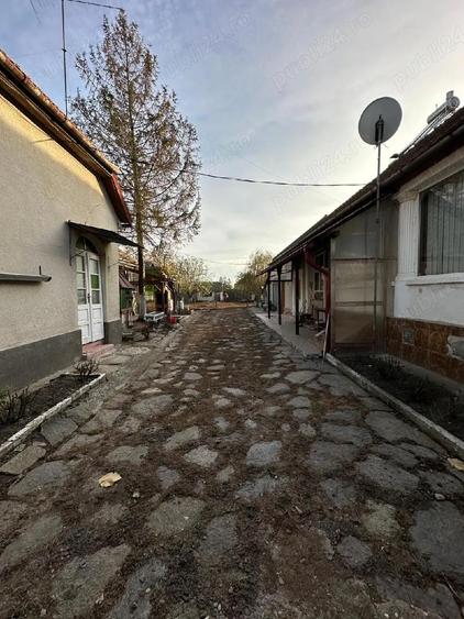 Casa de vanzare 2 corpuri - 1