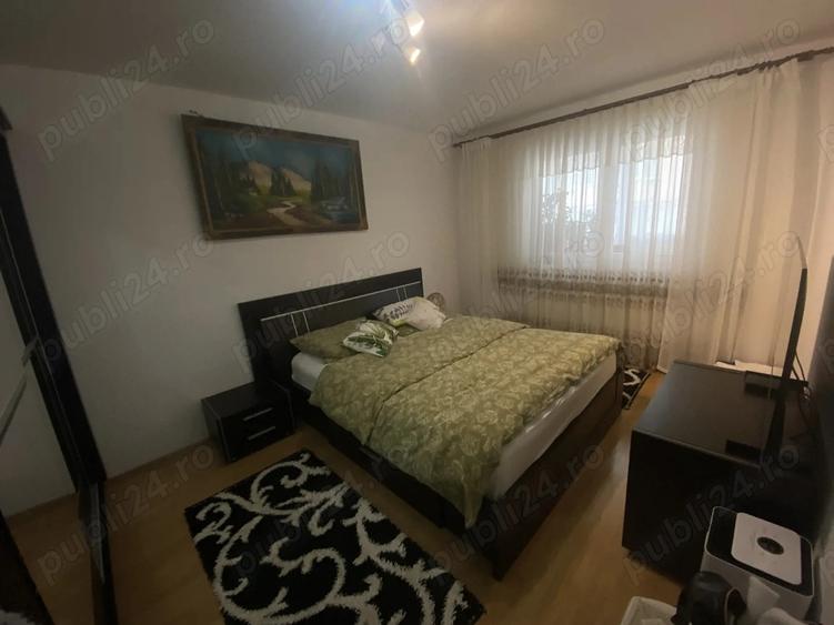 DE VANZARE: Apartament 3 camere Zarnesti - 7