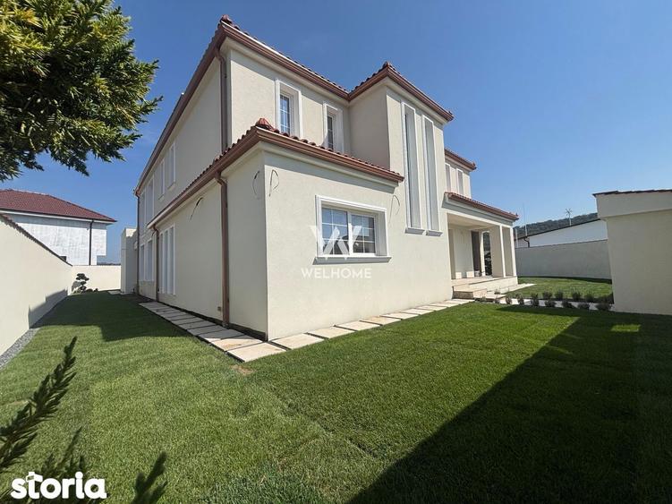 Vila EXCLUSIVISTA cu Piscina, Garaj si 3 Terase - 10