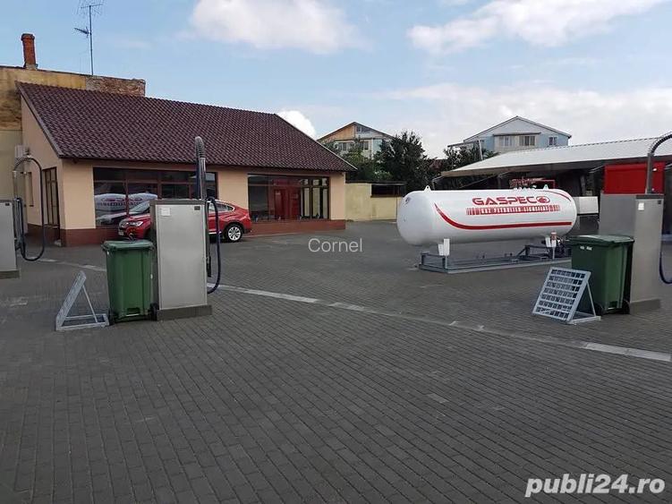 Inchiriez spa?iu comercial si statie GPL Andrei Saguna colt cu Kogalniceanu in curte la spalatorie Inchiriez spa?iu comercial si statie GPL Andrei Saguna colt cu Kogalniceanu in curte la spalatorie