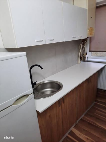 De vanzare apartament 2 camere,renovat si mobilat,zona Stejarul Unirii - 2