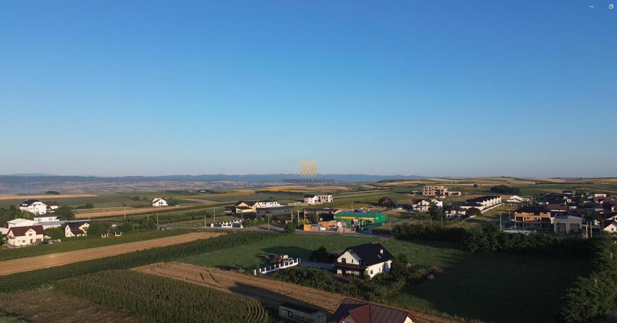 Teren Intravilan de 8271 mp Suceava Moara 0727817187 - 8