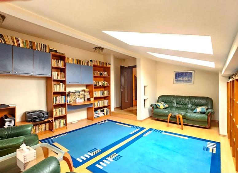 Baneasa - vila 2006, 10 camere, 5 bai, garaj și curte liberă 710 mp! - 13