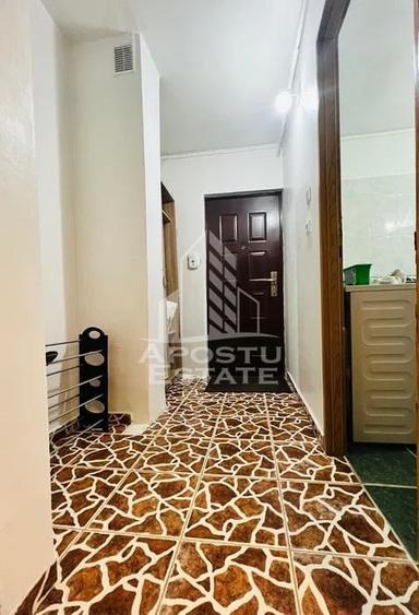 Apartament 1 camera, zona Lunei - UVT, Centrala Proprie - 3