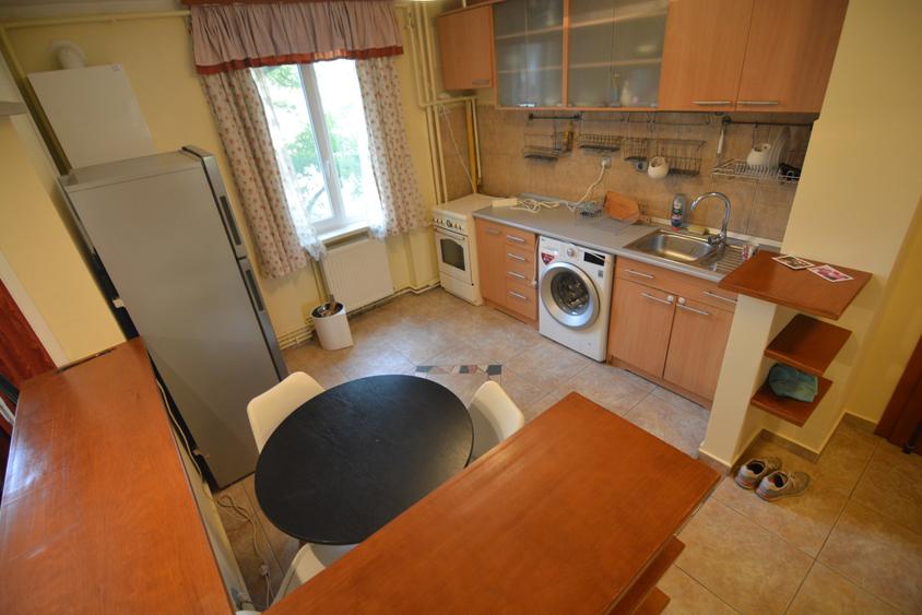 Apartament cu 3 camere cu centrala proprie zona Gării de Nord - 7