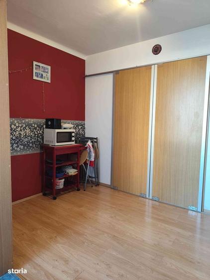 Apartament 2 camere, Craiovita Noua, 4/4, acoperis cu tigla - 8