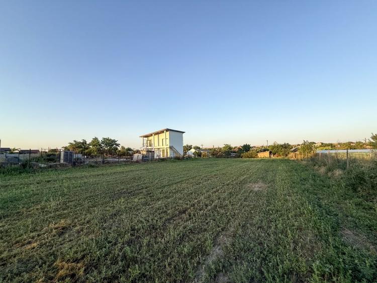 Teren Construcții intravilan de 2000 mp, în Corbu