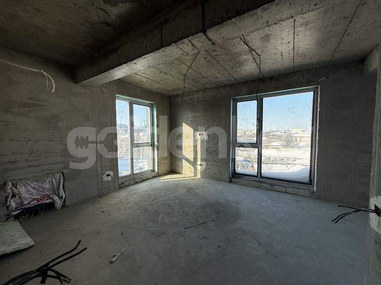 BLOC NOU | 3 camere | 107 mpc  | boxa 5 mp - 2