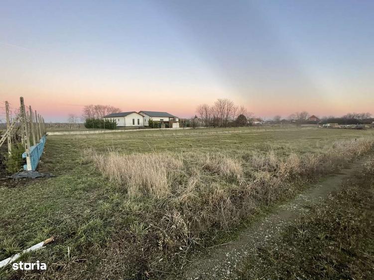 Teren intravilan 474 mp Sanpaul | Front stradal de 22 m | 16.000 E - 3