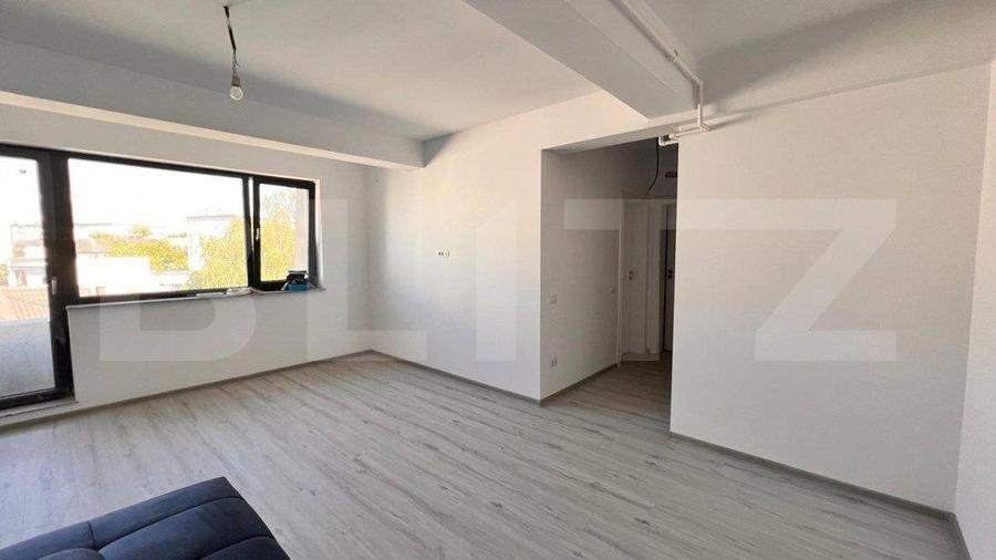 Apartament de 2 camere, 60 mp, cu loc de parcare, zona centrala, km 0 - 8