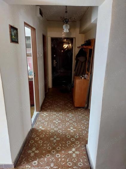 Apartament trei camere decomandat Calea Bucuresti 67mp cu loc parcare - 3
