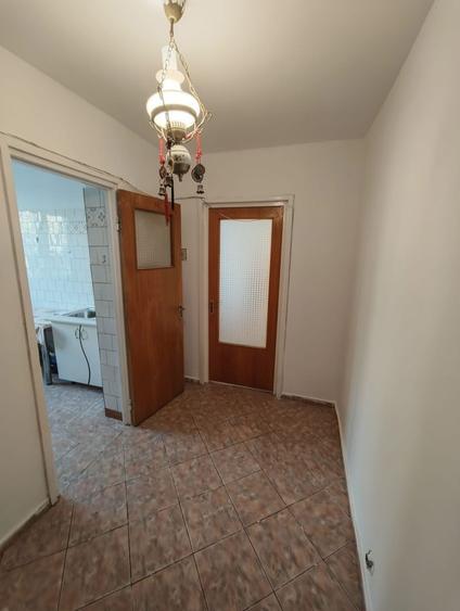 Apartament luminos 3 camere - Emil Racovita, 5 min. de metrou Piata Sudului - 9