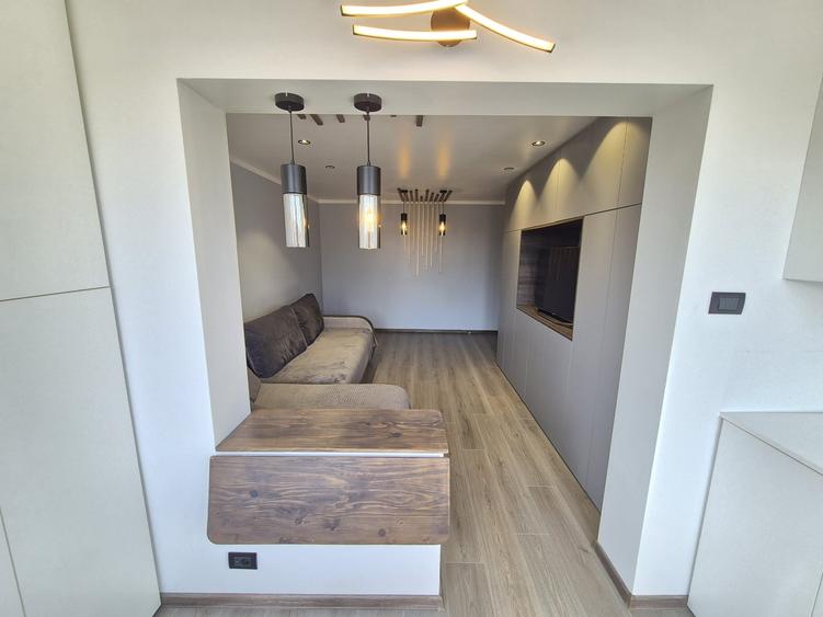 Inchiriere Apartament 2 Camere decomandat zona Centrul Civic CEC - 6