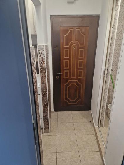 Inchiriez garsoniera - 5