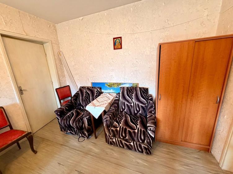 Apartament 2 camere cu balcon-Drumul Taberei 35- Metrou în fața bloc - 8