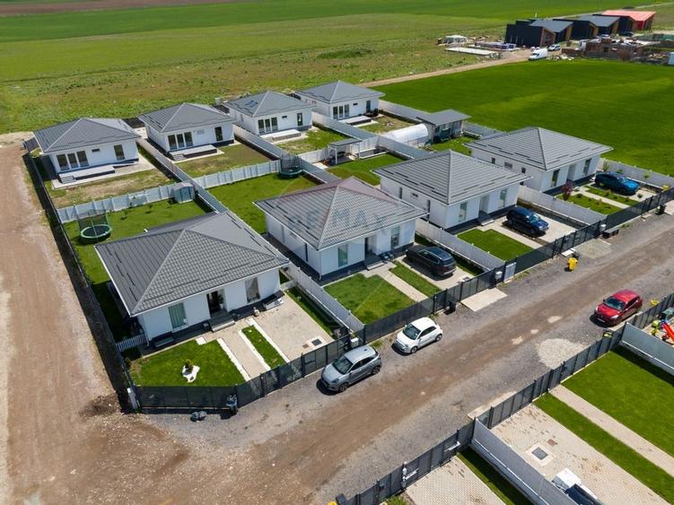 VILA SMART - Casa individulala, noua, 3 camere, teren 467mp - 16