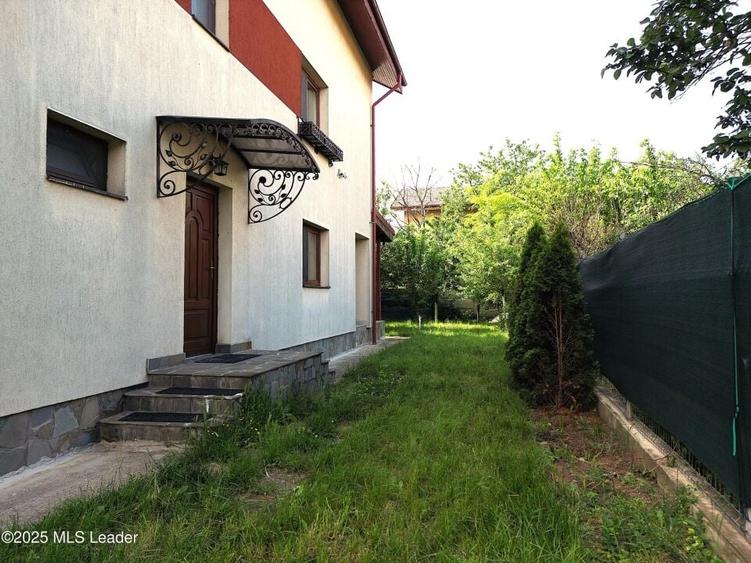 Vila Impresionanta in Tunari - Spatiu, Confort si Eleganta! - 10