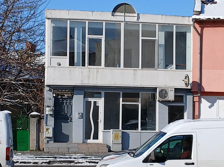 Spatiu comercial  P+1 ! B-dul Mamaia colt cu Mihai Viteazu! - 1