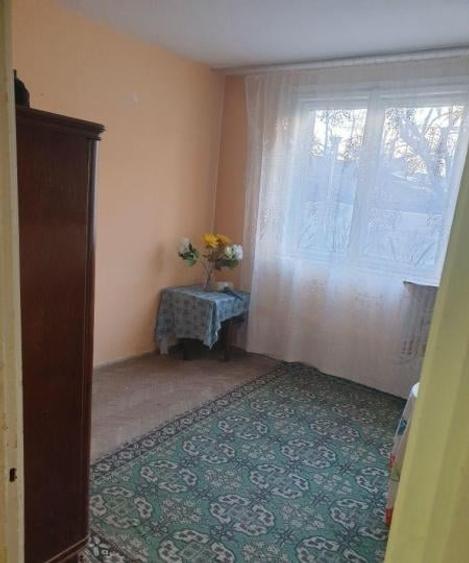 Titan-Cinema Gloria - 1