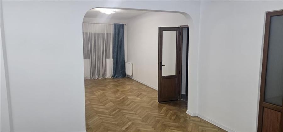 apartament 3 camere Piata Muncii, la 1 minut de gura de metrou, 90mp utili ,etaj - 6