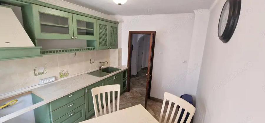 Faleza Nord 3 camere decomandate, etajul 1. - 16