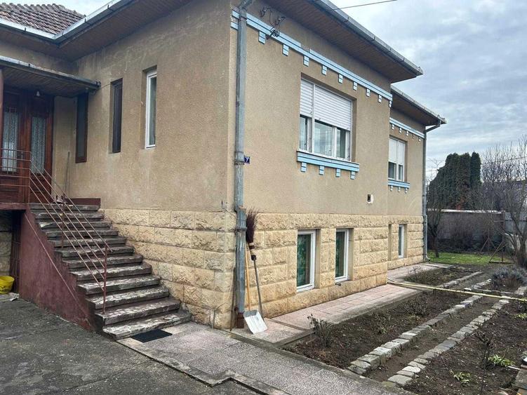 Casa Solida 143m2 cu teren 1040m2 front 35 m ,Grigorescu - 4