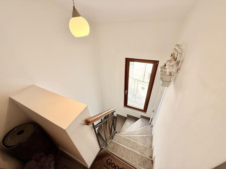 Piata Unirii Fantani Vila  500 mp utili curte 204 mp - 19