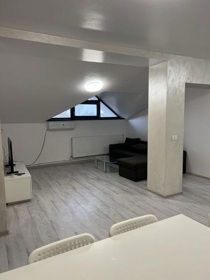 Piata giulesti 3 camere - 8