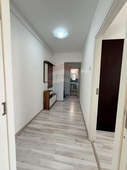 Apartament cu 2 camere de vânzare în zona Titan - 3
