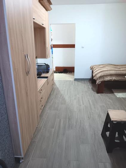 Garsoniera 30mp zona Spital Judetean mobilata utilata 37.000eur neg - 2