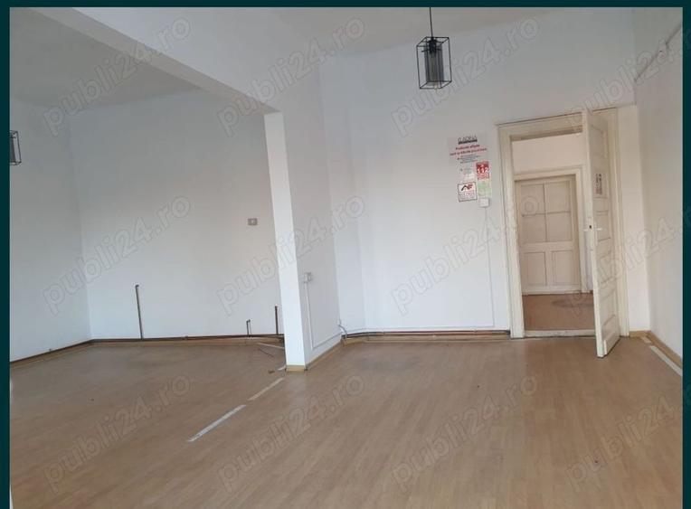 Spa?iu comercial centru Beius 100 mp - 1