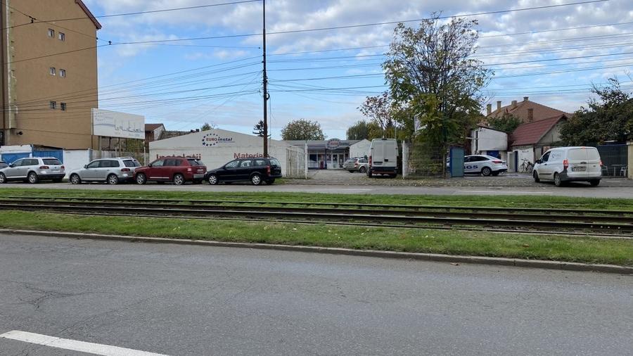 Spatiu cu teren 1000 mp pe bd Cetatii - 2