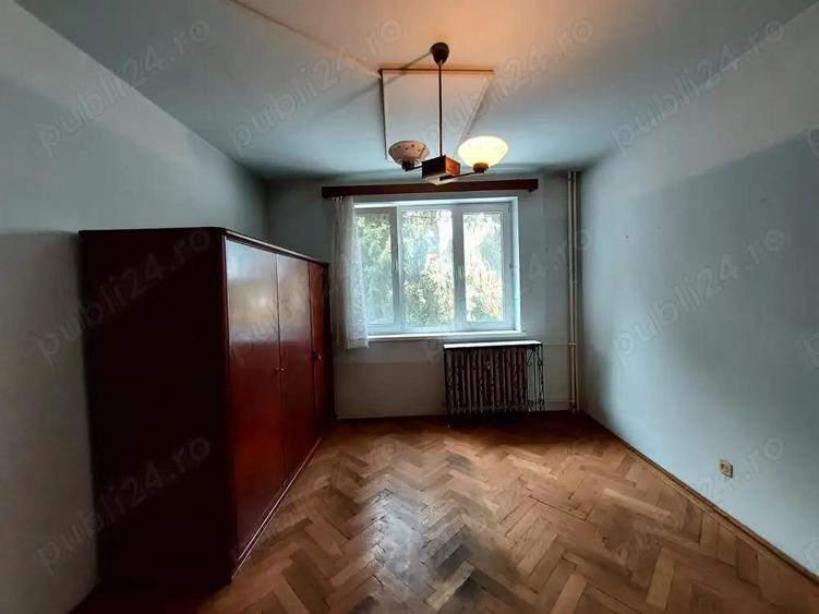 De vanzare apartament 3 camere, Deva 80 mp str. Titu Maiorescu, parter - 10