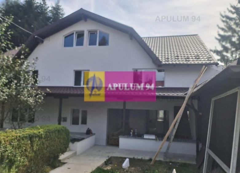 Vilă de v&acirc;nzare &icirc;n Bușteni - 1