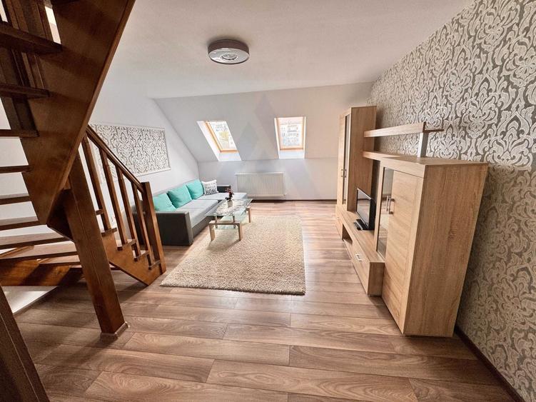 Apartament modern 3 camere 80 mp utili parcare in curte Ultracentral - 1