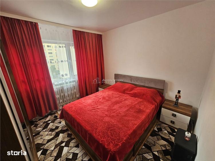 Resita, 3 Cam. Cf. 1, Mobilat+Utilat, Et. 1, Bulevard, Micro 3 - 1