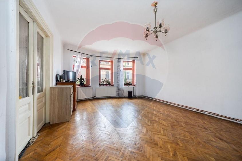 APARTAMENT 3 camere, Etaj 1, Str. Lunga nr 22, Brasov - 2