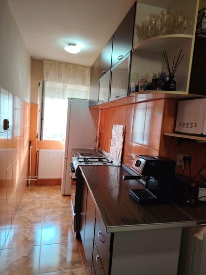 Vand apartament tip X 3 camere mobilat utilat suprafata utila 49 mp in cartierul Nufarul municipiul Oradea Bihor - 6