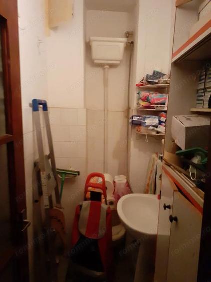 3 cam decomandat 2 bai 3 balcoane etaj 3 zona Mircea cel Batran - 6