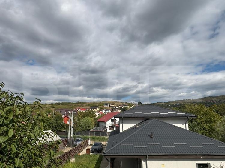 Casa pe 4 nivele, 11 camere, 366mp utili, zona Bucium - 1