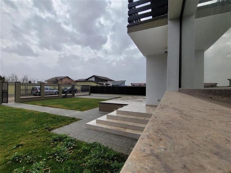 EXPLOREAZA 3D! In apreciata prezentare, pe calitativ certificat, Harman, Brasov - 14