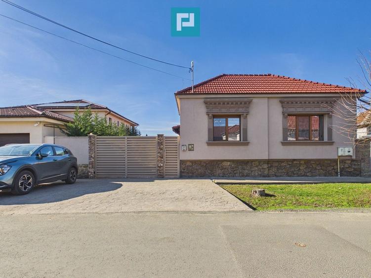 Casa cu 4 camere in Aradul Nou - 1