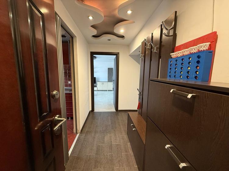 Inchiriez apartament 3 camere - 11