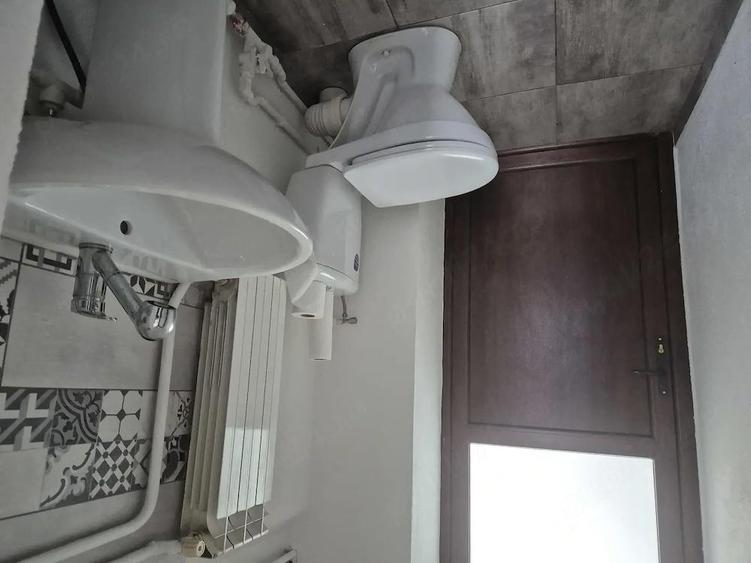 Inchiriere spatiu com sau de birouri in suprafata 30 mp -expunere directa la Str. Banu Maracine nr18 - 1