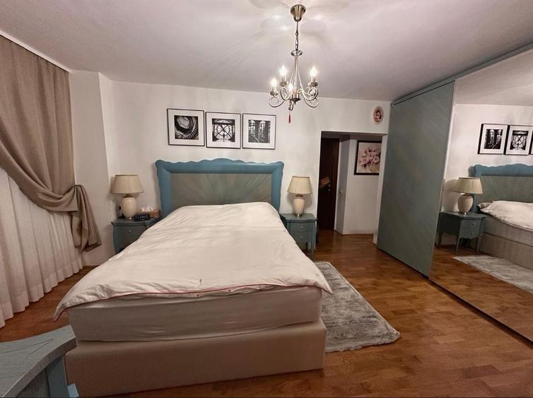 Apartament  de vanzare 4 camere Mosilor - 3