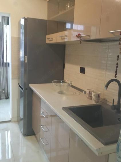Inchiriez apartament 2 camere - 8